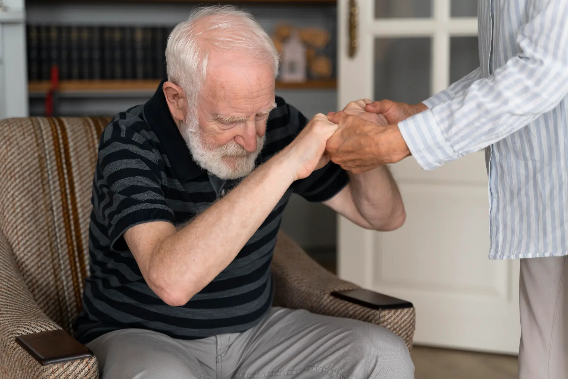 Parkinson’da Titreme Nasıl Kontrol Altına Alınır?